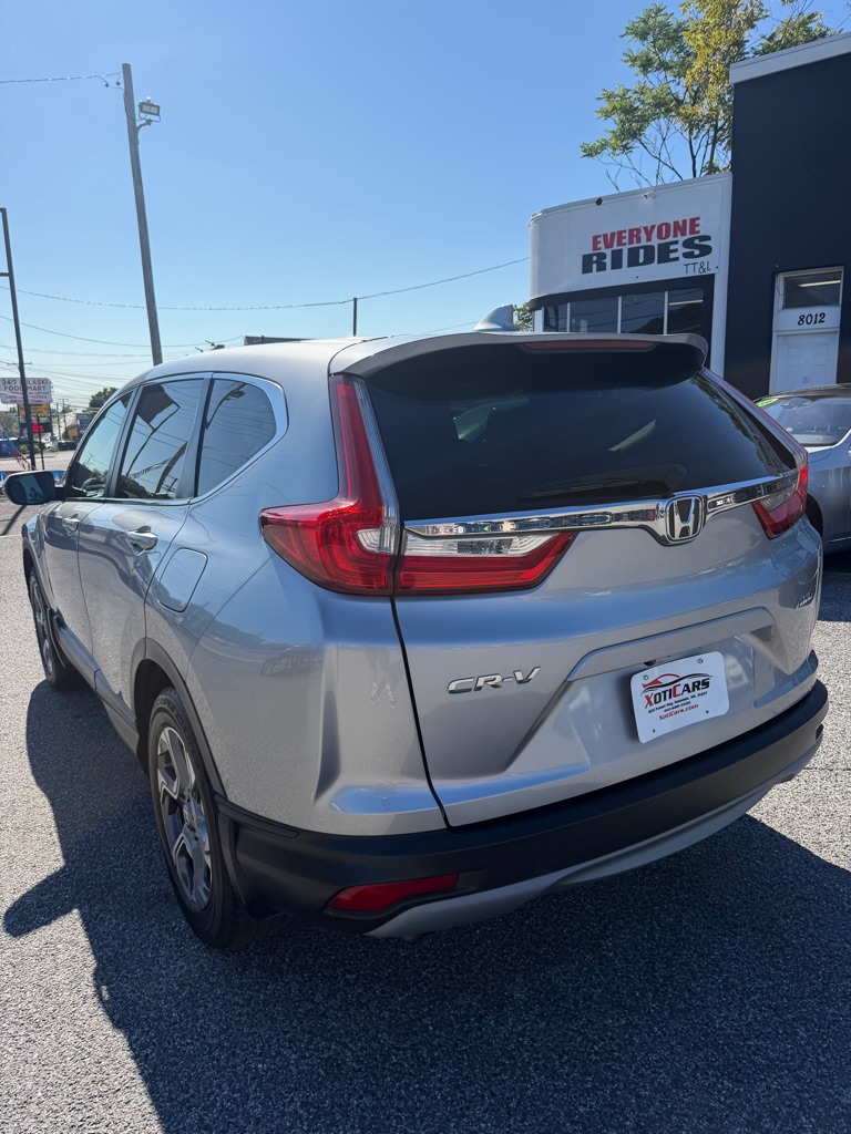 Photo 8 of this HONDA CR-V