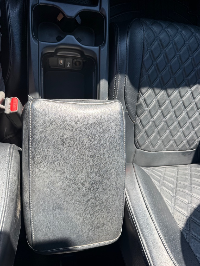 Photo 15 of this HONDA CR-V