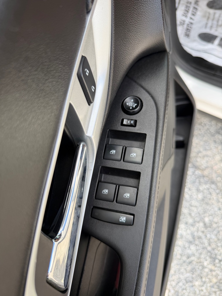 Photo 12 of this GMC TERRAIN