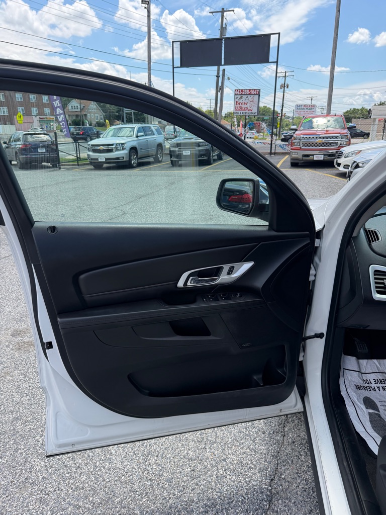 Photo 11 of this GMC TERRAIN