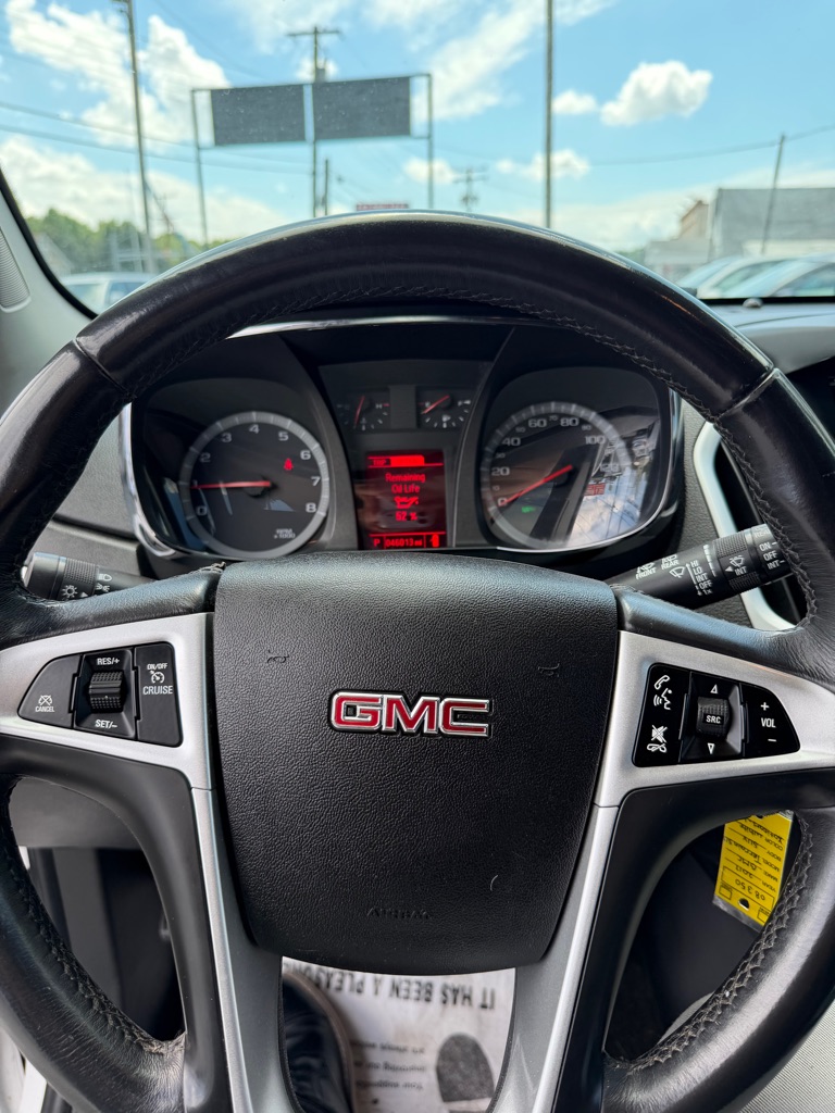 Photo 16 of this GMC TERRAIN