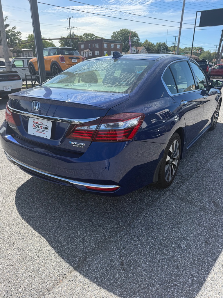 Photo 6 of this HONDA ACCORD HYBRID