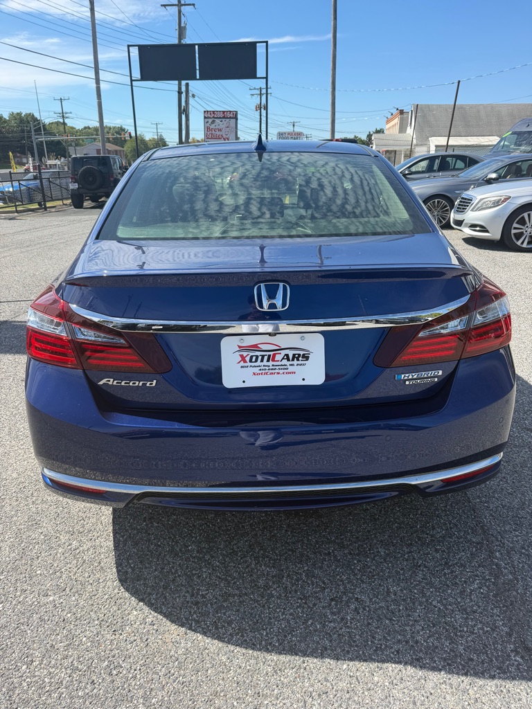 Photo 7 of this HONDA ACCORD HYBRID