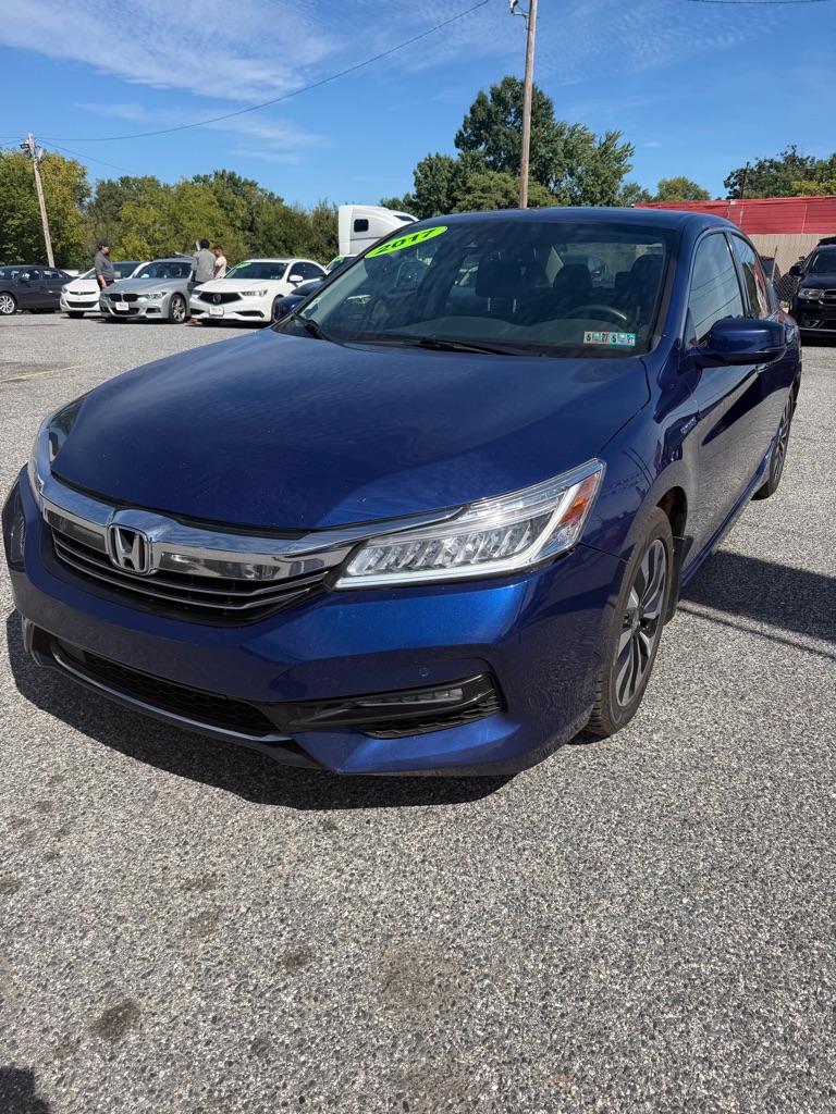 Photo 2 of this HONDA ACCORD HYBRID