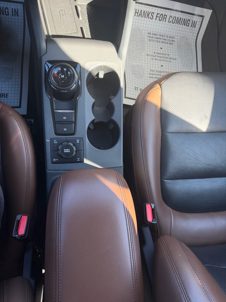 Photo 17 of this FORD BRONCO SPORT