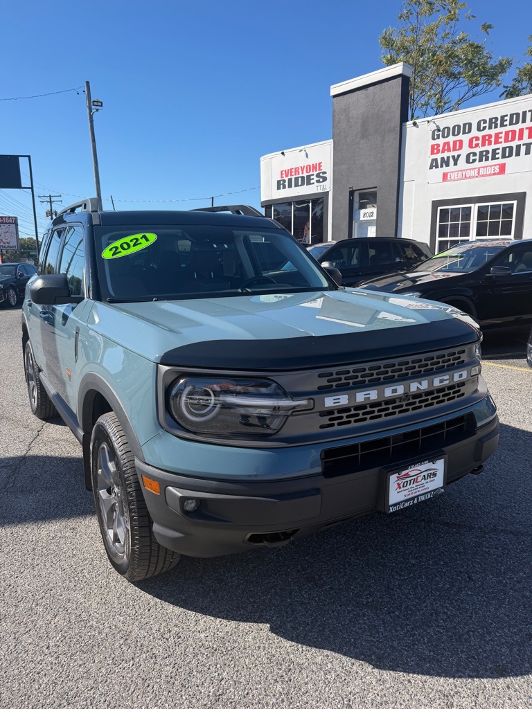 Photo 8 of this FORD BRONCO SPORT