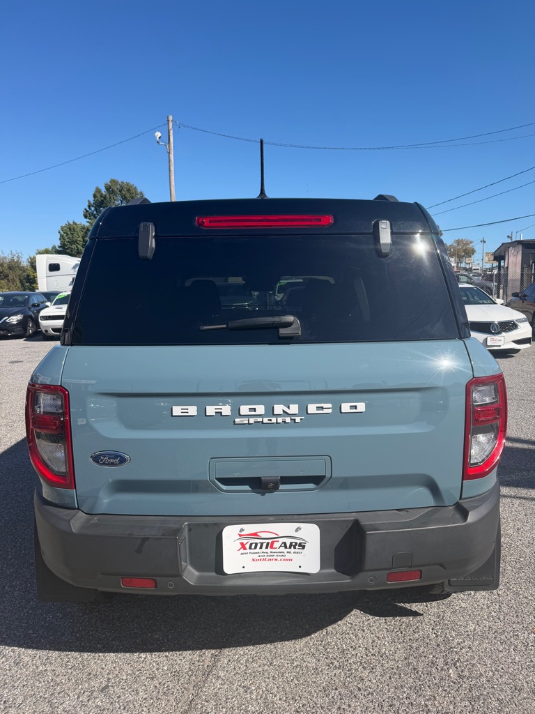 Photo 3 of this FORD BRONCO SPORT