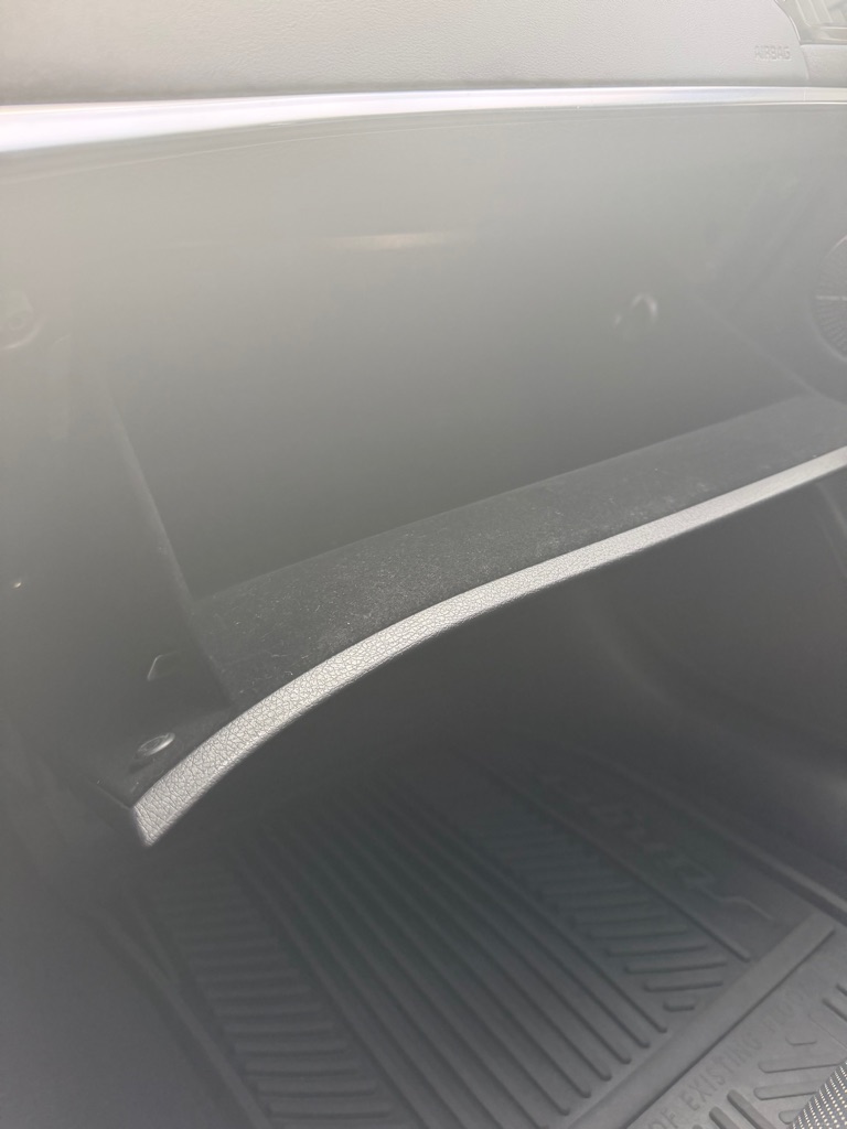 Photo 19 of this KIA STINGER