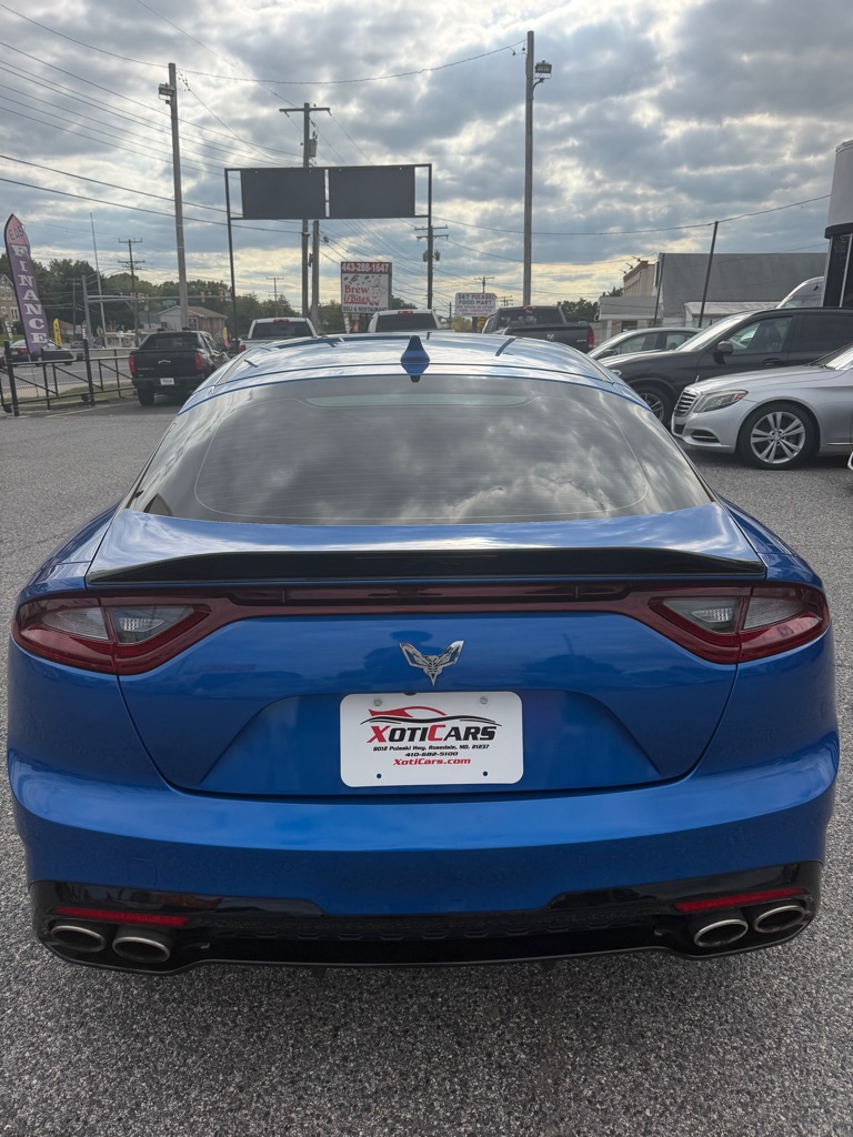 Photo 7 of this KIA STINGER