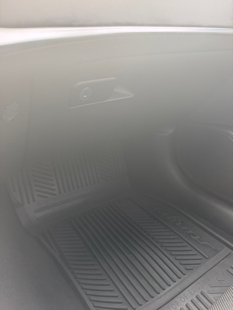 Photo 18 of this KIA STINGER