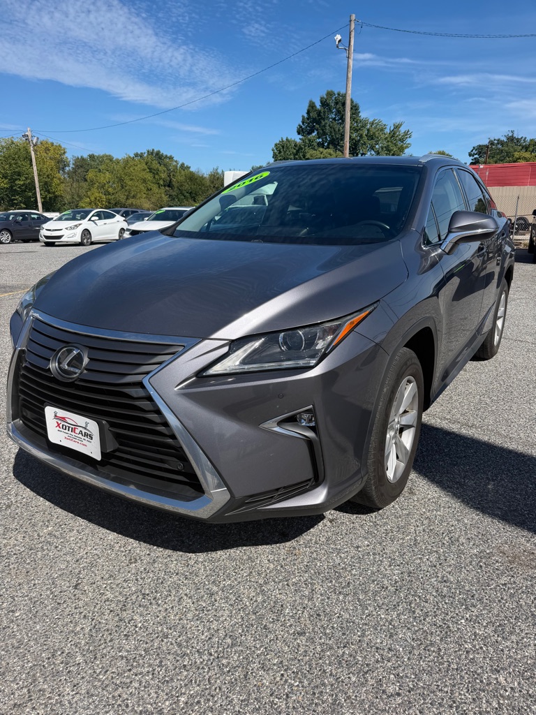 Photo 2 of this LEXUS RX 350