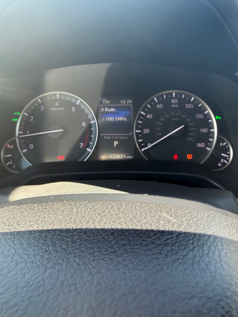 Photo 14 of this LEXUS RX 350