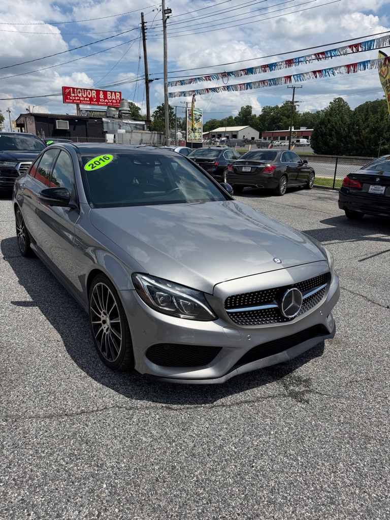 Photo 4 of this MERCEDES-BENZ C-CLASS
