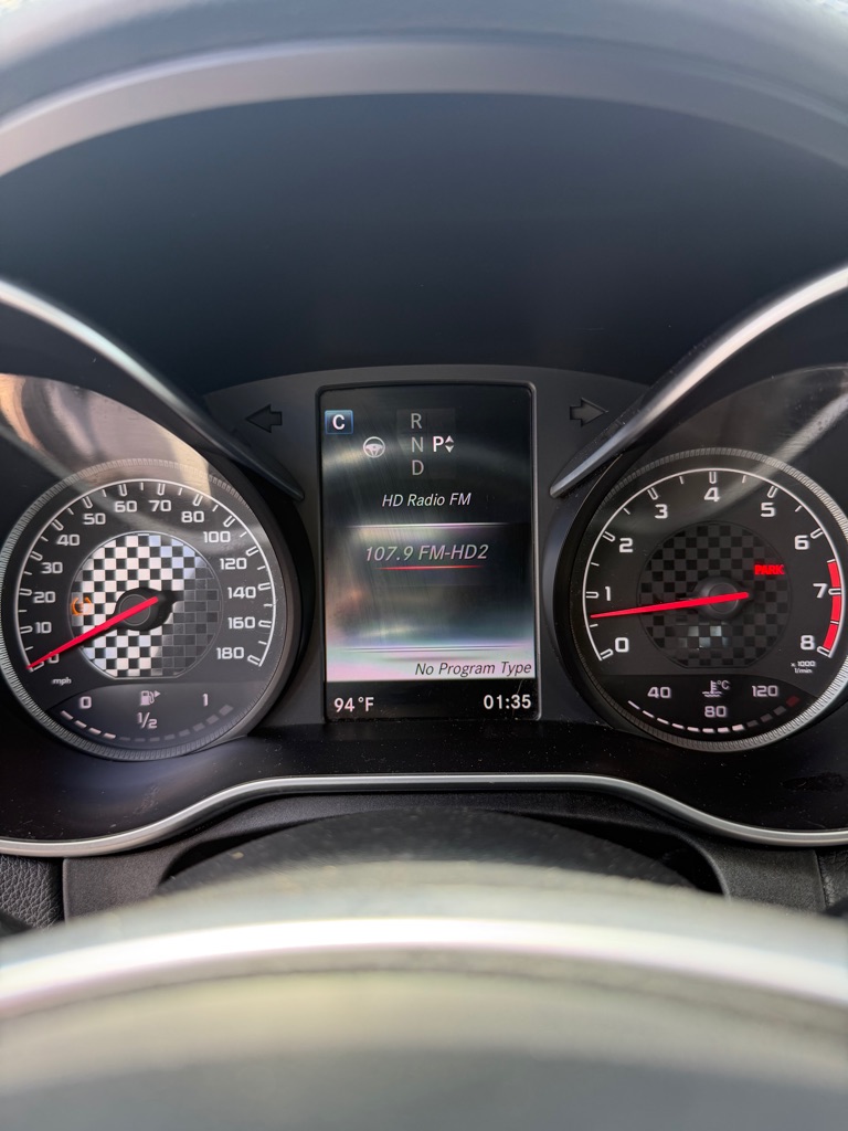 Photo 16 of this MERCEDES-BENZ C-CLASS
