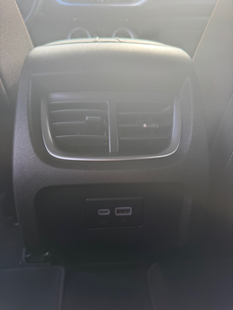 Photo 18 of this CHEVROLET BLAZER