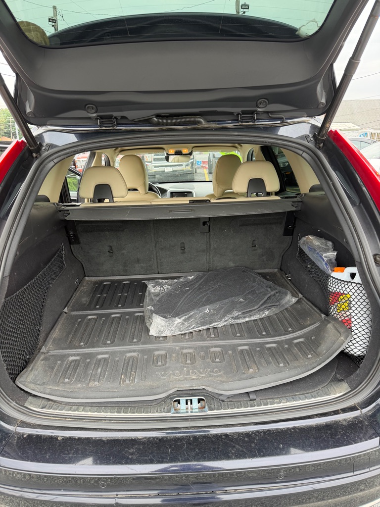 Photo 23 of this VOLVO XC60