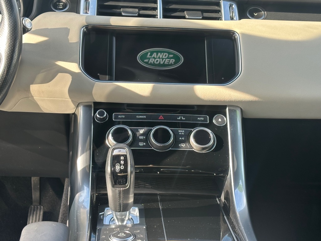 Photo 18 of this LAND ROVER RANGE ROVER SPO