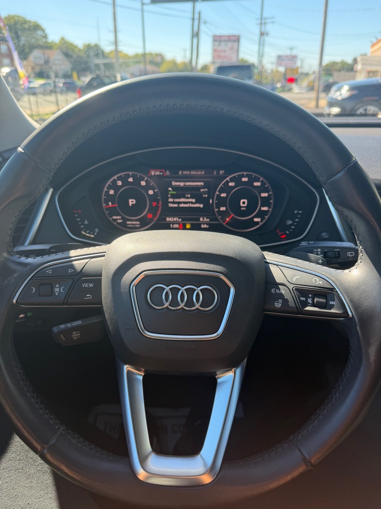 Photo 13 of this AUDI Q5