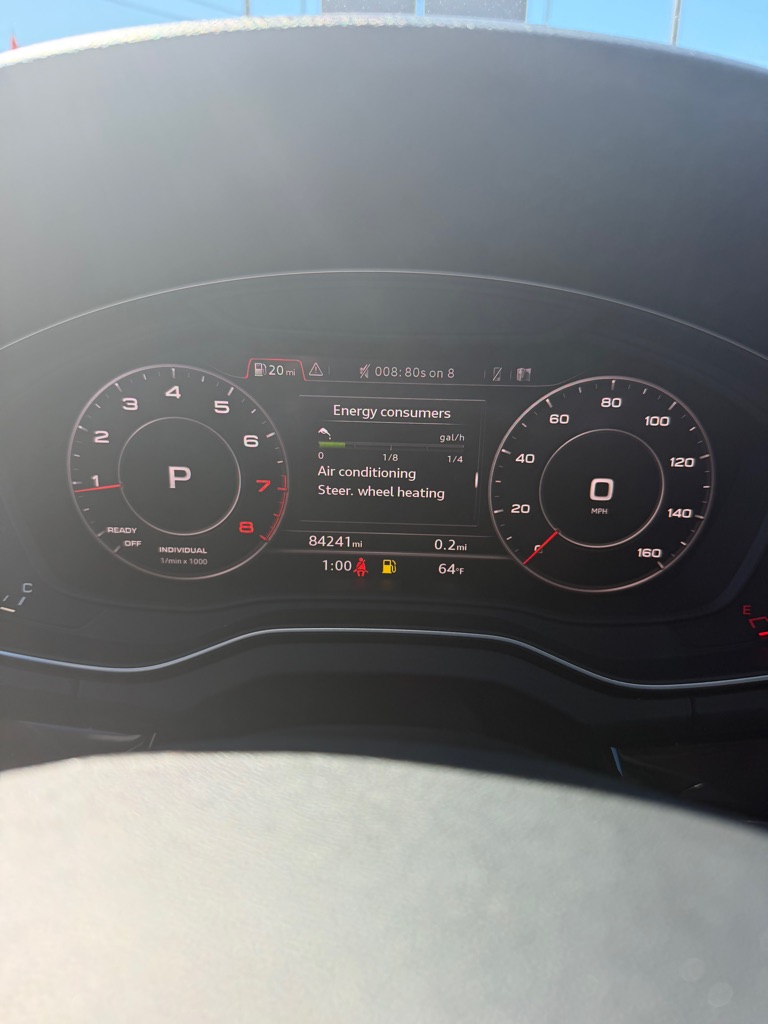 Photo 14 of this AUDI Q5