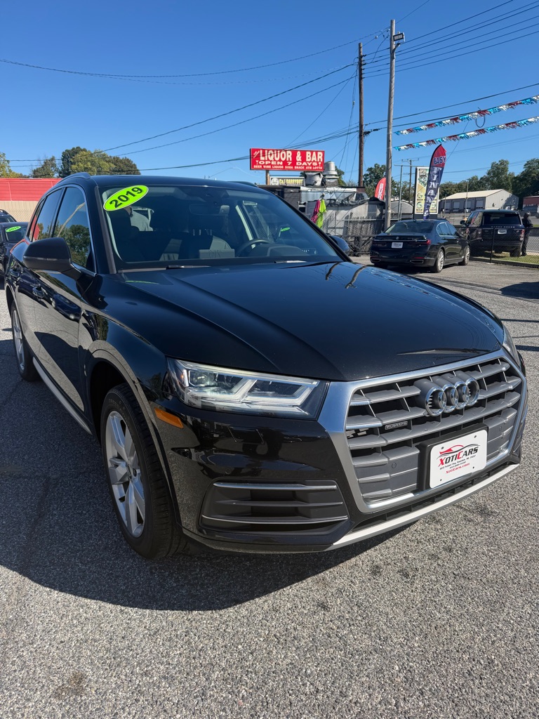 Photo 4 of this AUDI Q5