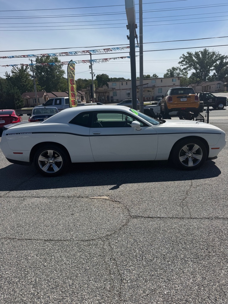 Photo 5 of this DODGE CHALLENGER