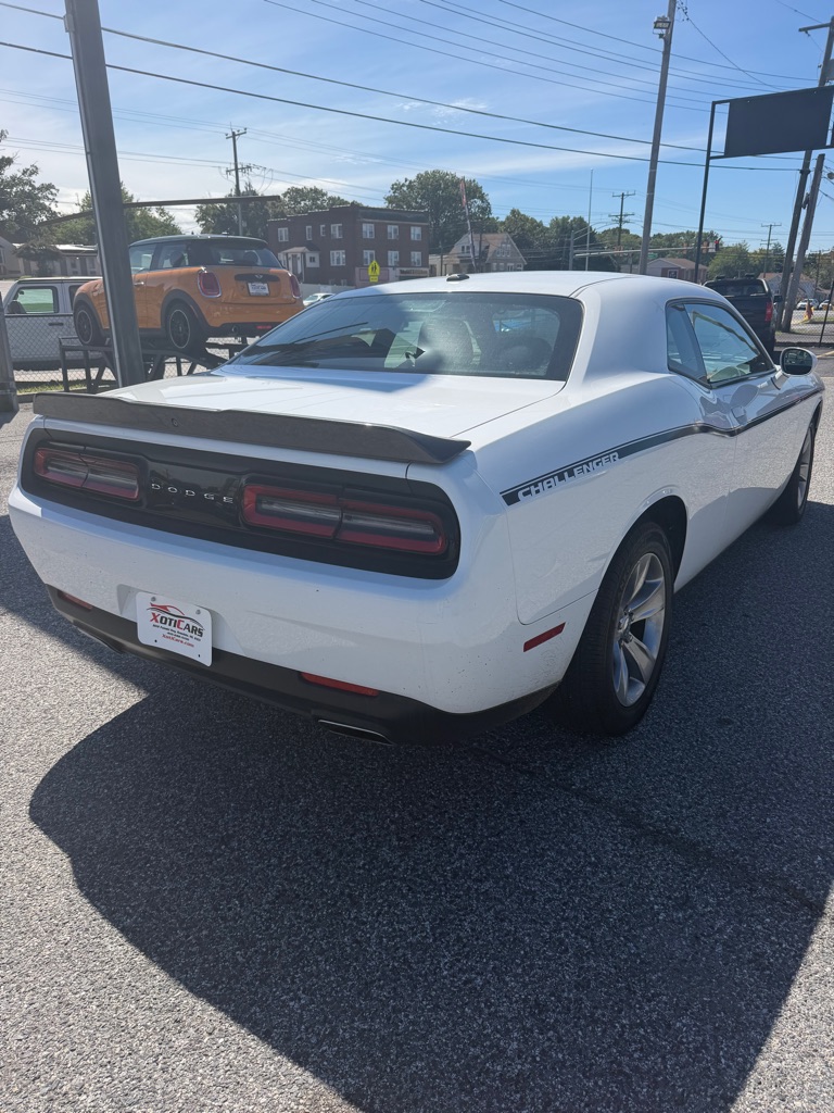 Photo 6 of this DODGE CHALLENGER