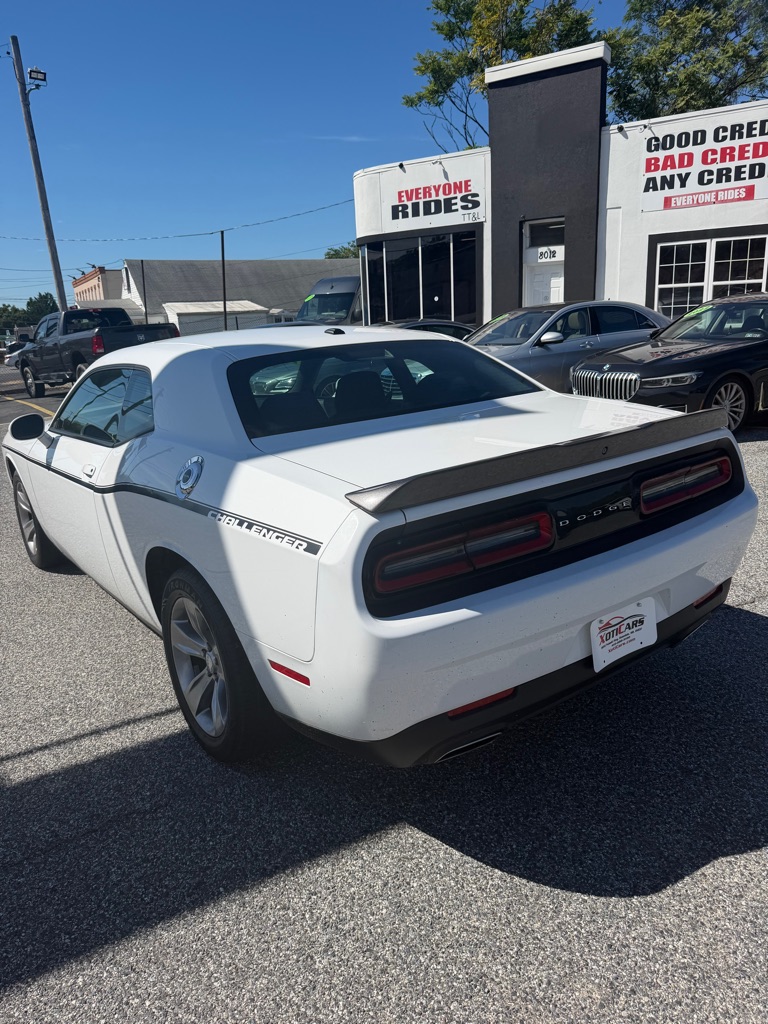 Photo 8 of this DODGE CHALLENGER