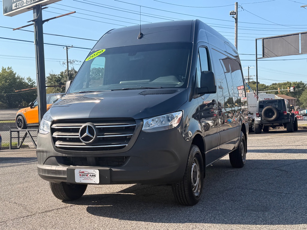 Photo 4 of this MERCEDES-BENZ SPRINTER