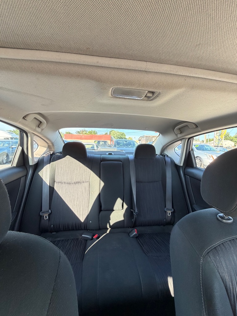 Photo 17 of this NISSAN SENTRA