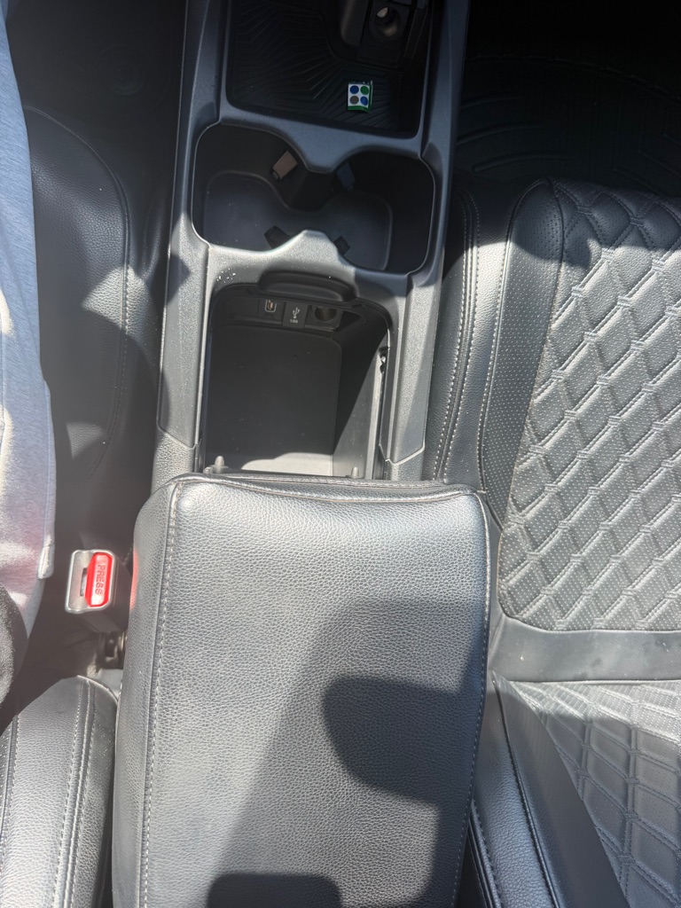 Photo 15 of this HONDA CR-V