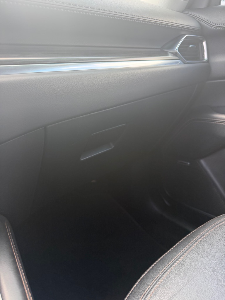 Photo 21 of this MAZDA CX-5