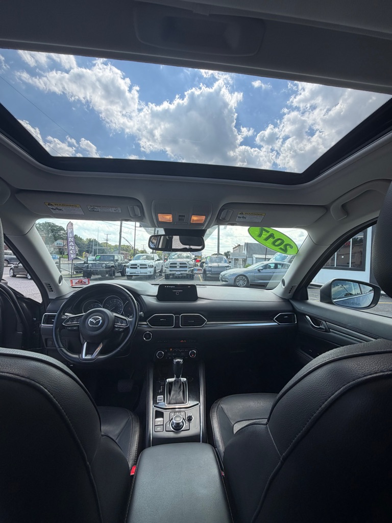 Photo 24 of this MAZDA CX-5