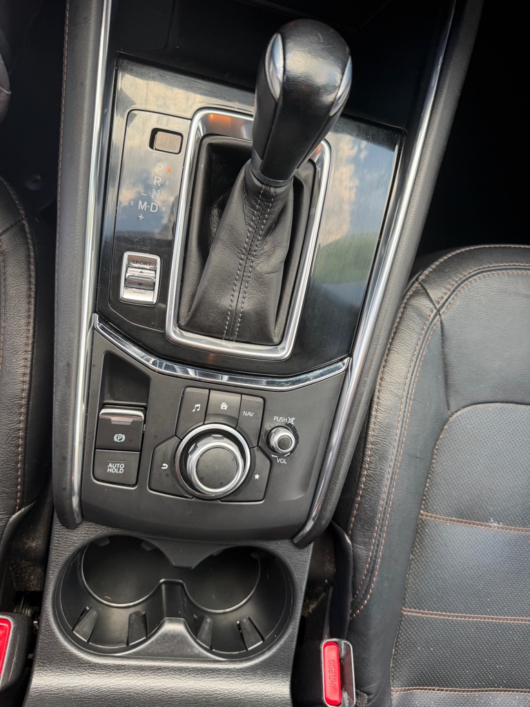 Photo 18 of this MAZDA CX-5
