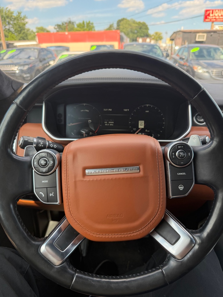 Photo 14 of this LAND ROVER RANGE ROVER