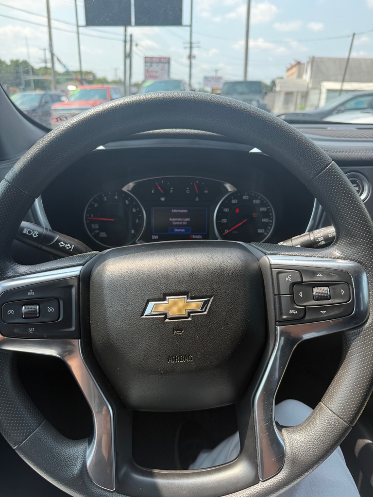 Photo 8 of this CHEVROLET BLAZER