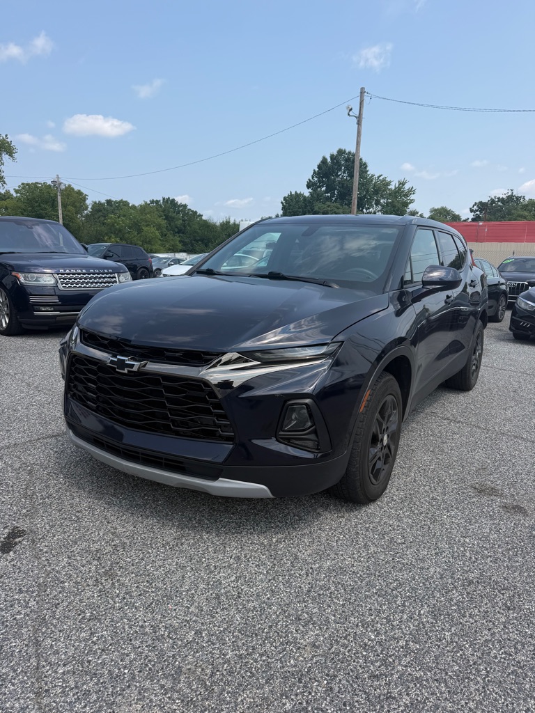 Photo 2 of this CHEVROLET BLAZER