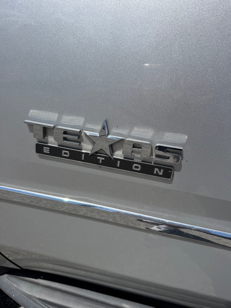 Photo 10 of this CHEVROLET TAHOE