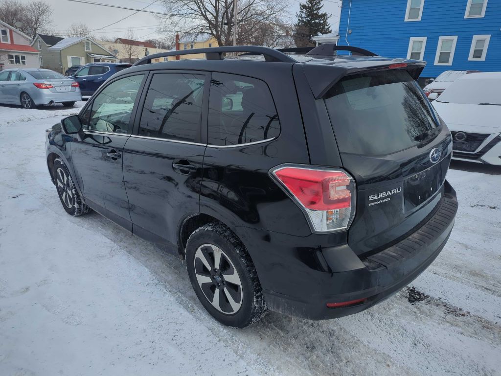 2018 SUBARU FORESTER