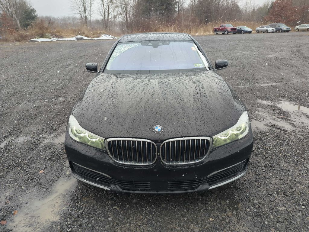 2017 BMW 740