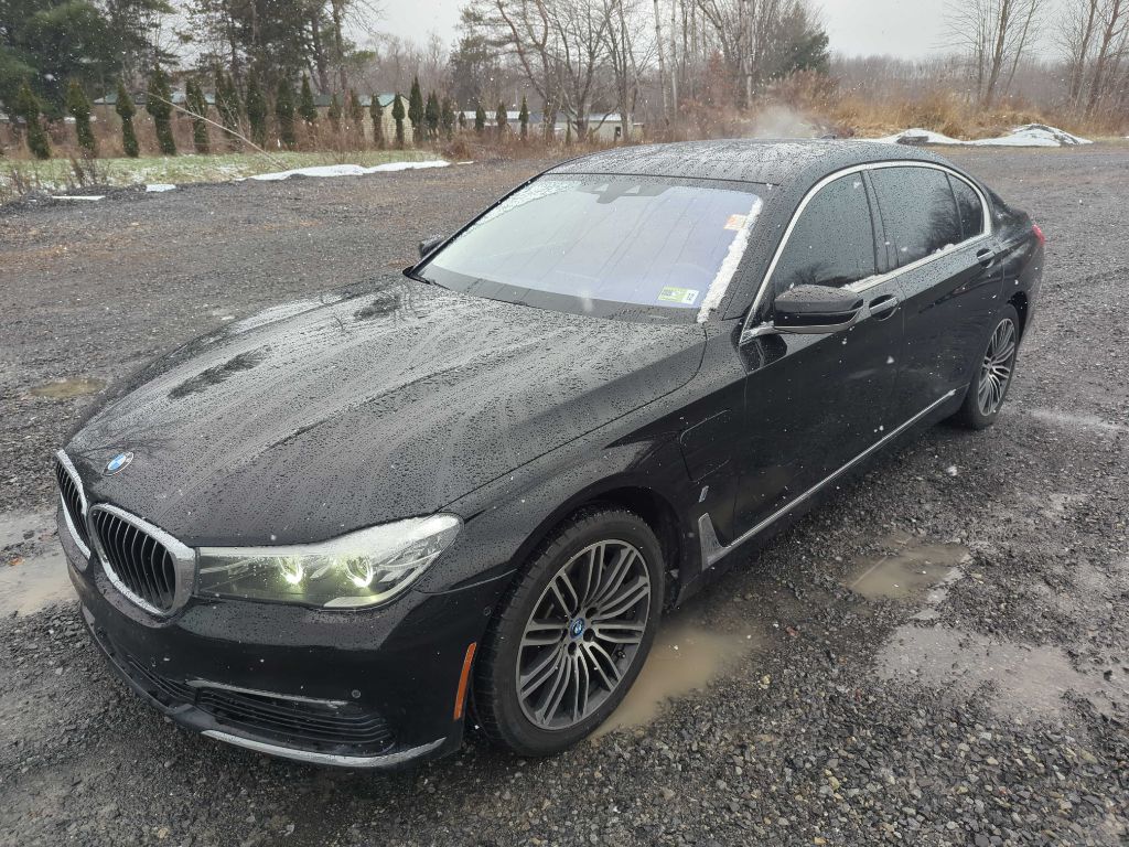 2017 BMW 740