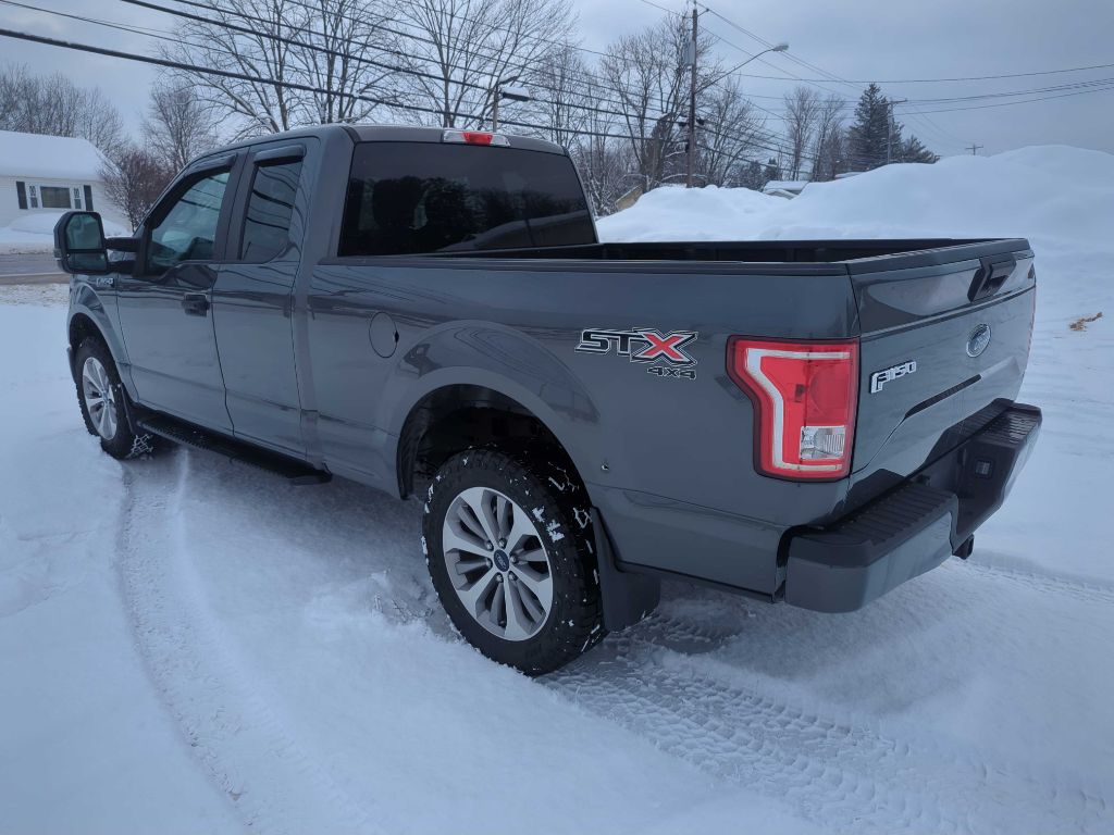 2017 FORD F150