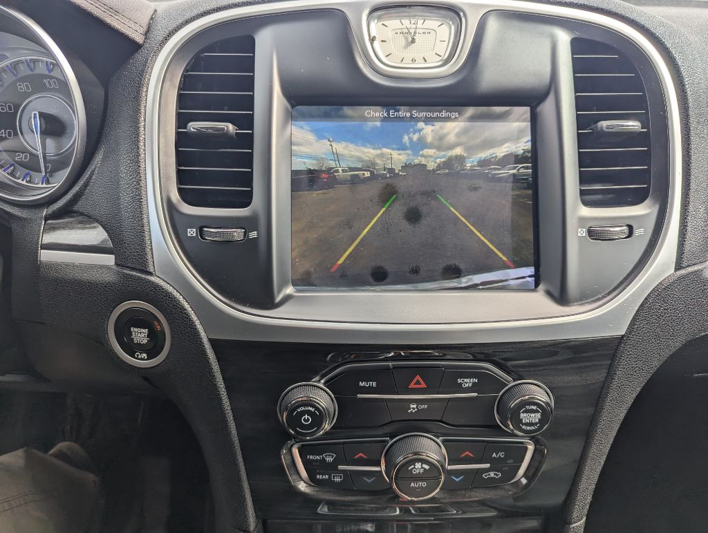 2018 CHRYSLER 300