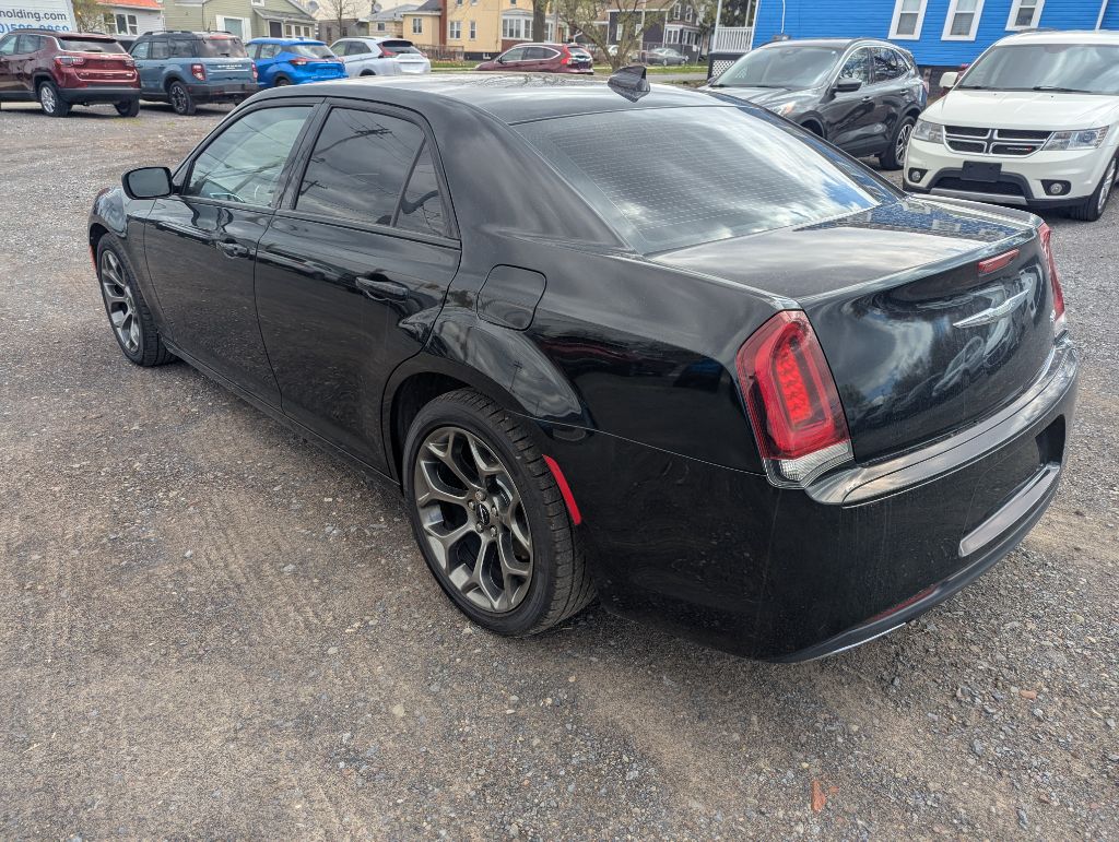 2018 CHRYSLER 300