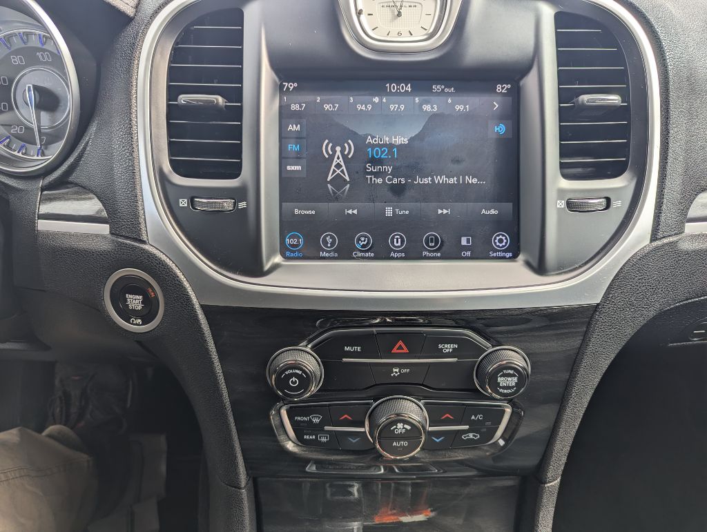 2018 CHRYSLER 300
