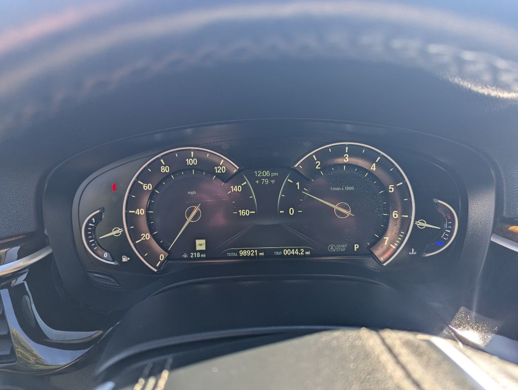 2019 BMW 530