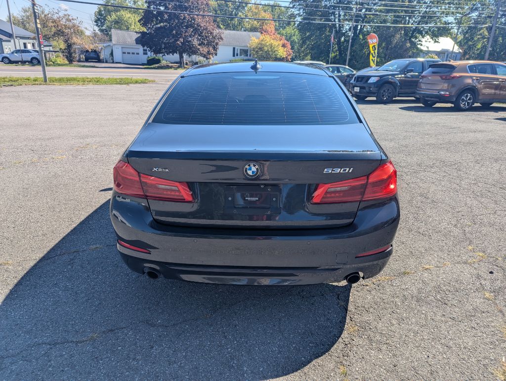 2019 BMW 530