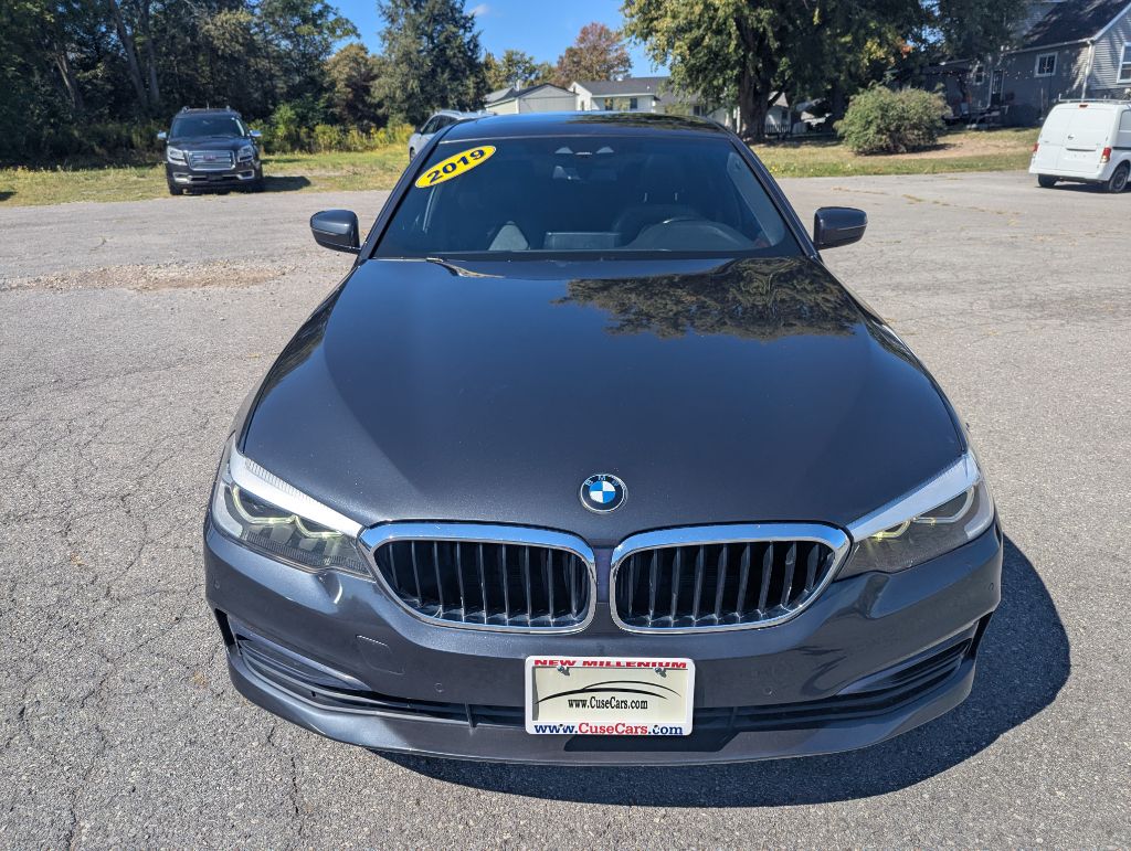 2019 BMW 530