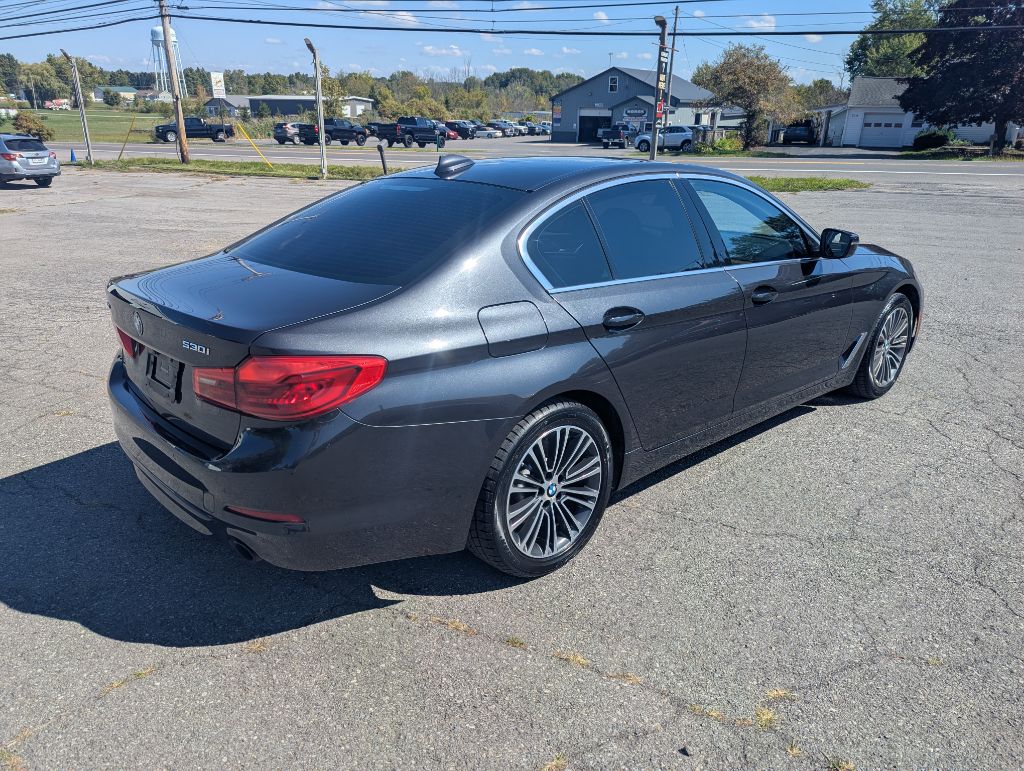 2019 BMW 530