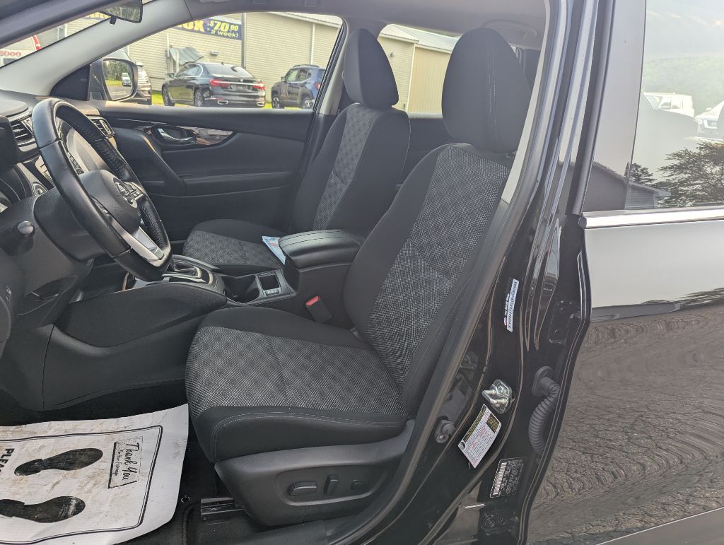 2021 Nissan ROGUE SPORT