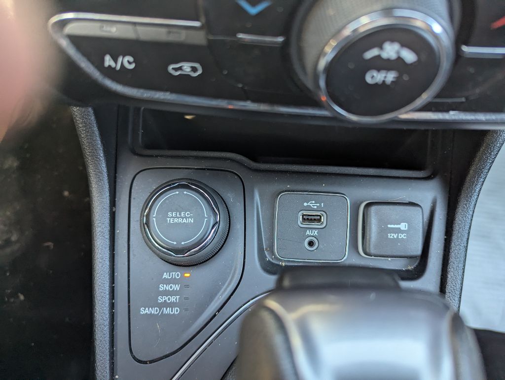 2021 JEEP CHEROKEE